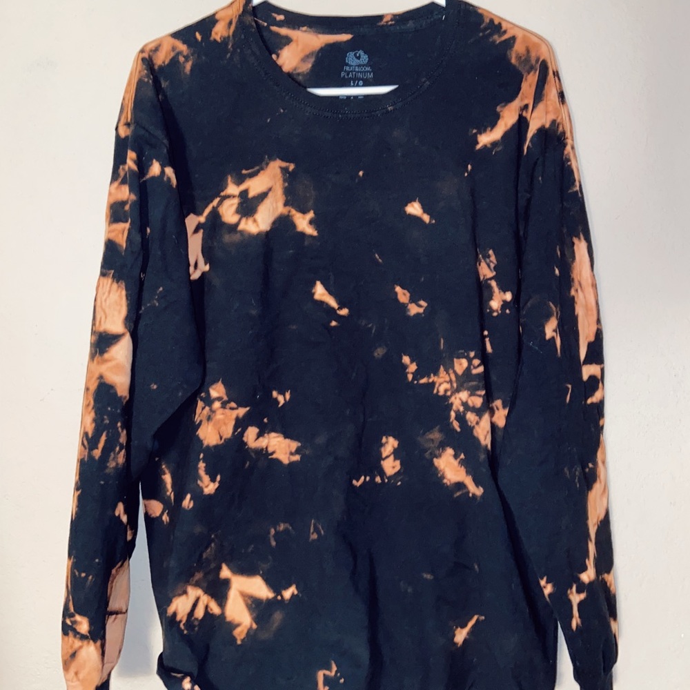 Long sleeve tee
